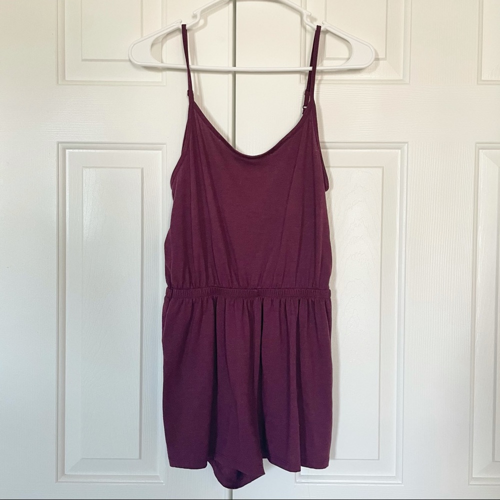 *****(XS) Divided Maroon Romper